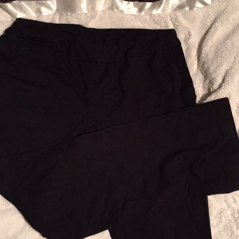 XL pull on bootcut black pants with pockets